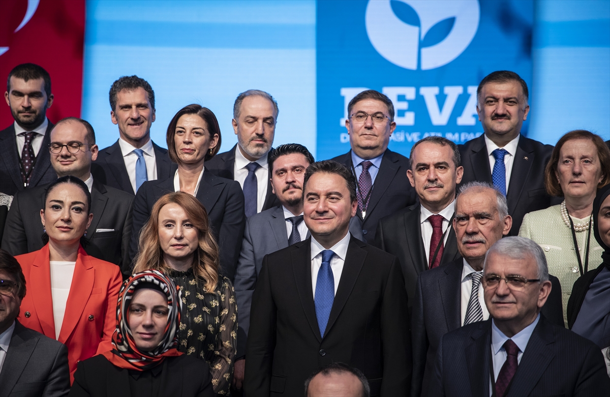 Ali Babacan Onayladi Iste Deva Partisi Nin Yeni Kurul Uyeleri