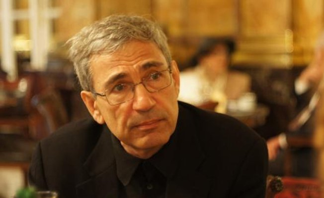 Orhan Pamuk'tan Avrupa'ya: Türkiye'deki aydınları ...