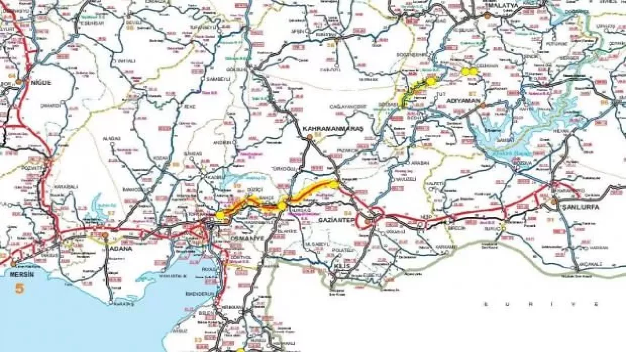 Deprem nedeniyle bu yollar trafiğe kapandı