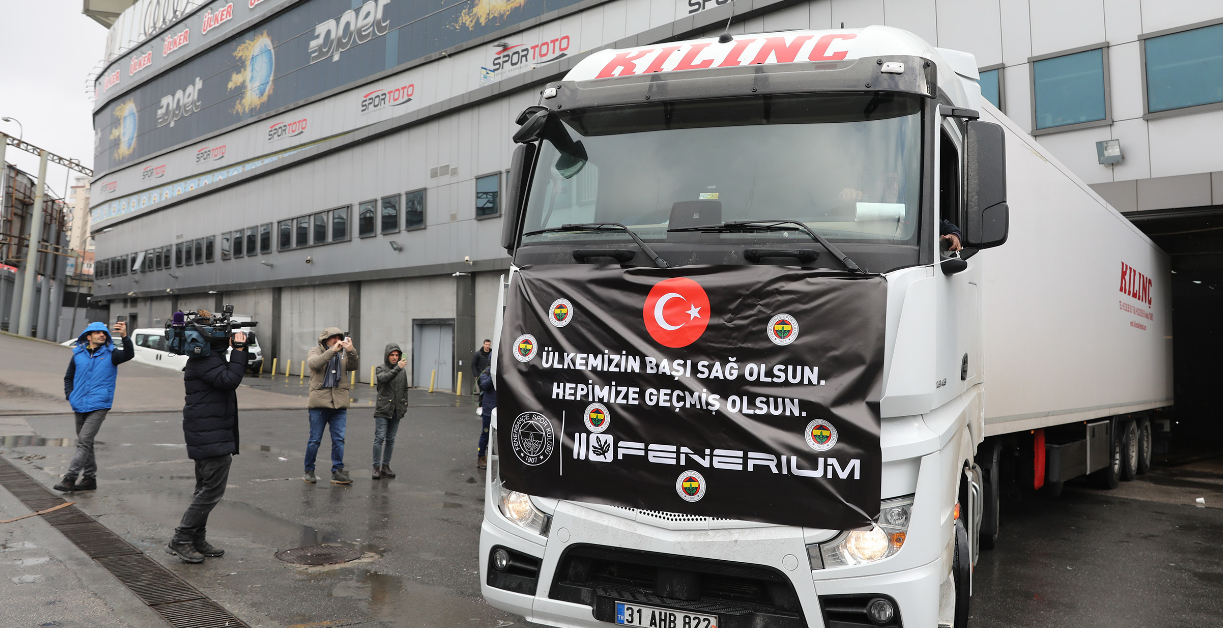 Fenerbahçe'nin deprem bölgesine gönderdiği yardım TIR'ı yağmalandı