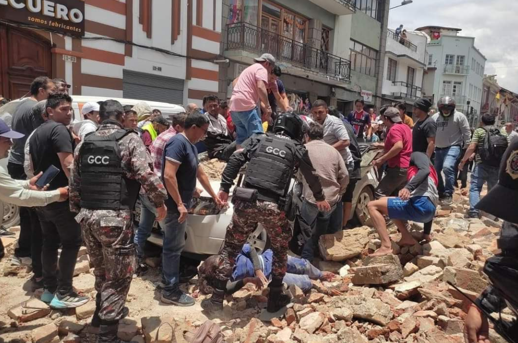 Ekvador'da deprem! Ölü ve yaralılar var