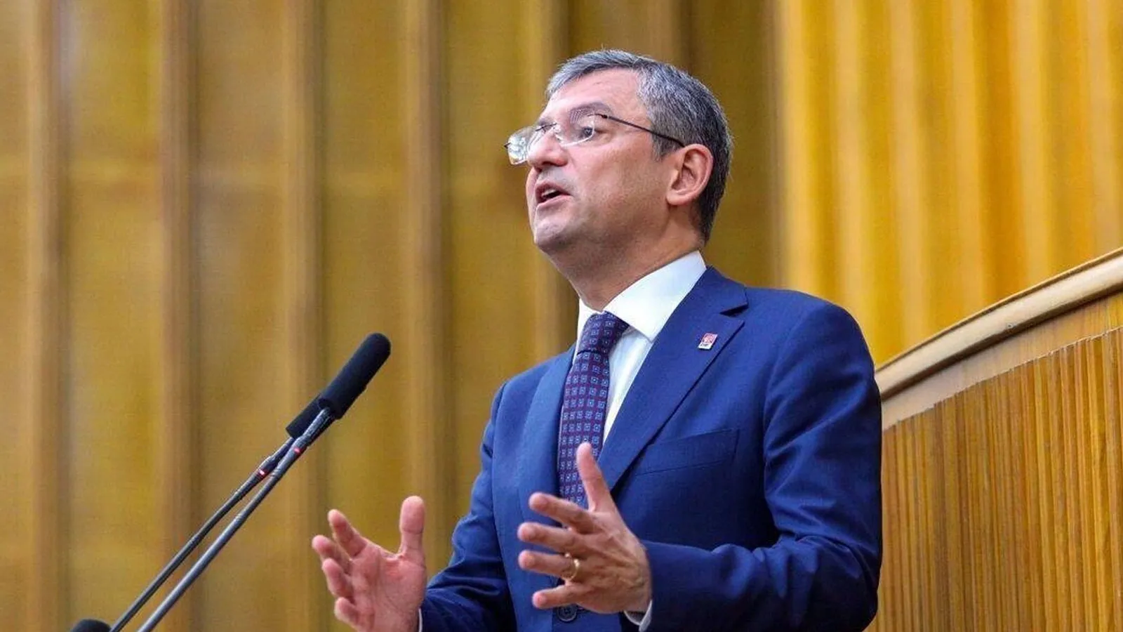 Chp Lideri Özgür Özelden Iktidara Sert Tepki Güvenlik Toplantısı Saraylarda Acılar çadırlarda