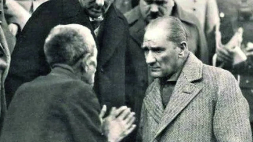 Atatürk'e derdini anlatan ikonik fotoğraftaki vatandaşın torunu başkan oldu