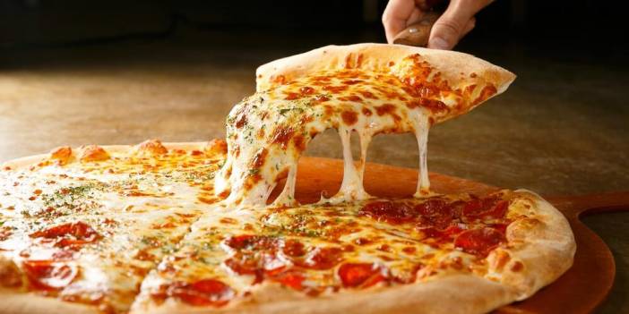 Kızılay'dan yeni kampanya Askıda pizza!
